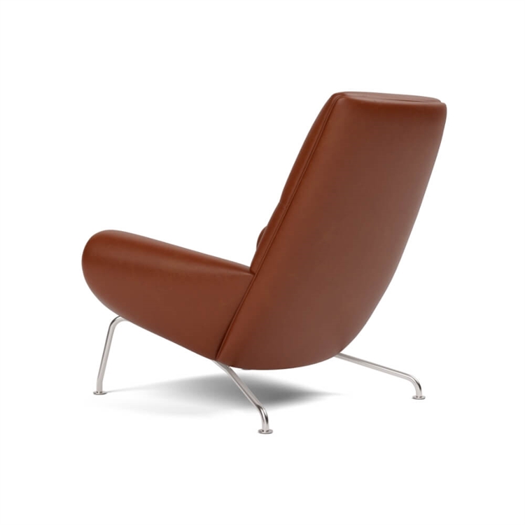 Fredericia Furniture Wegner Queen Stol 1010 Lenestol - Cera 905 Russet Brown, vinkel 3